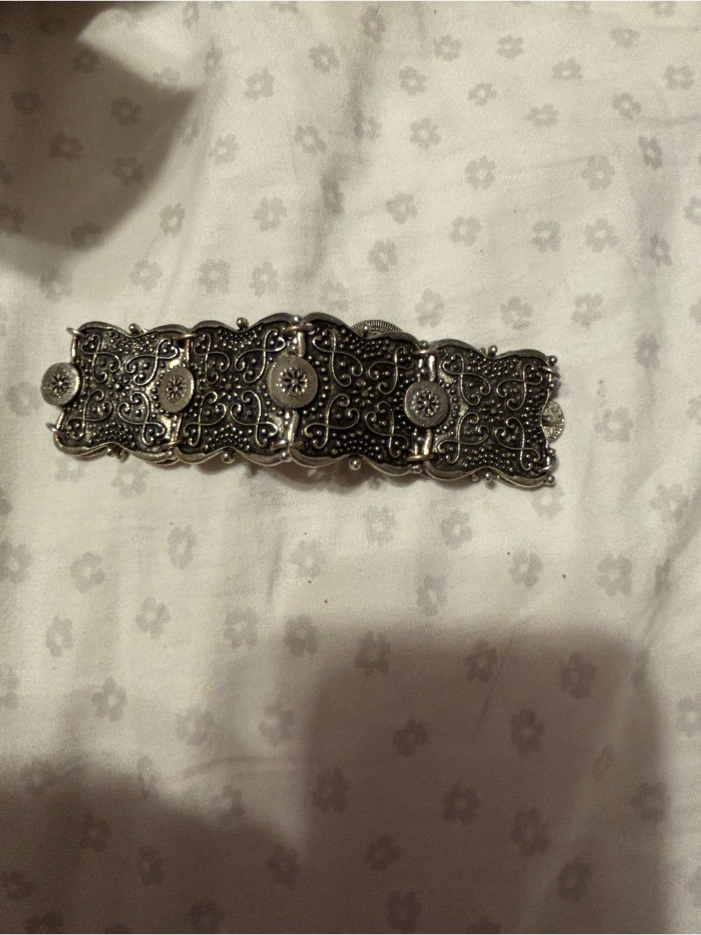 Ornate Silver-Tone Filigree Stretch Bracelet - Women's Accessory